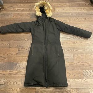 Women XS Canada Goose Whistler Parka Jacket
